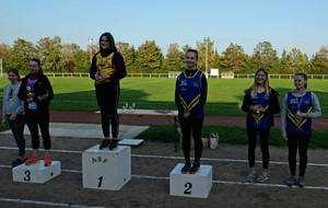 61852e398c7ae_PodiumMinimesDaphneeRondeauEstelleJade.jpg