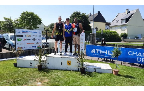 Louis champion de France Master (+65) de lancer de disque